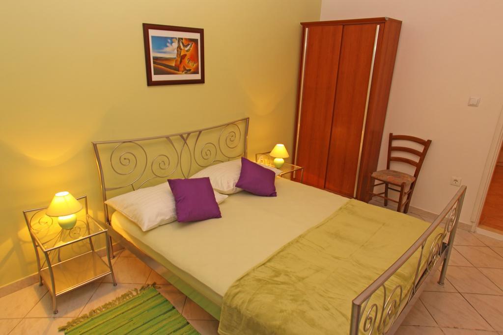 Villa Marinesa Χβαρ Δωμάτιο φωτογραφία