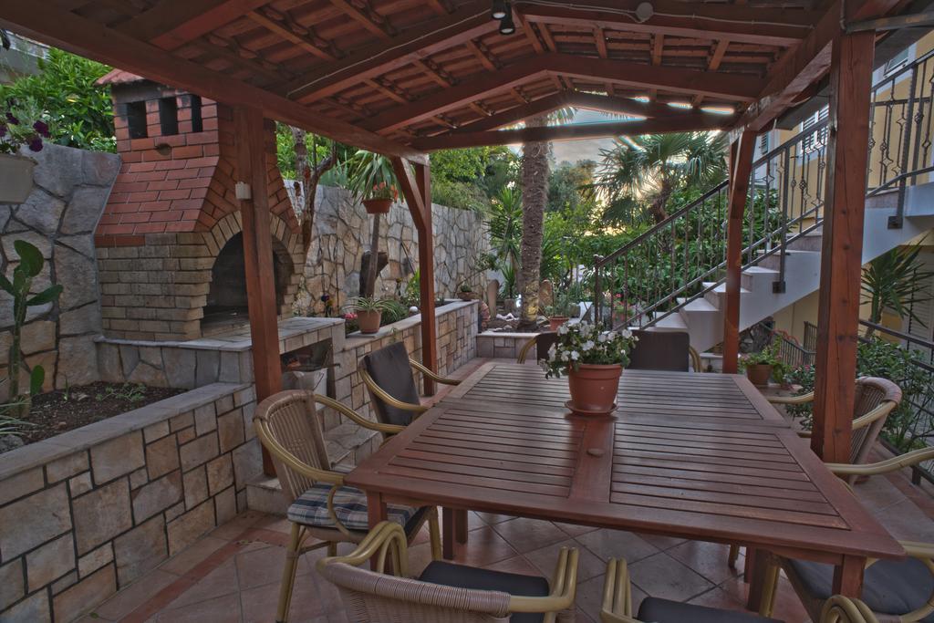 Villa Marinesa Χβαρ Εξωτερικό φωτογραφία