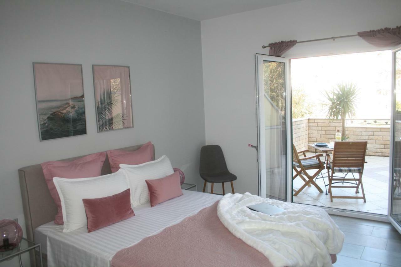 Villa Marinesa Χβαρ Εξωτερικό φωτογραφία