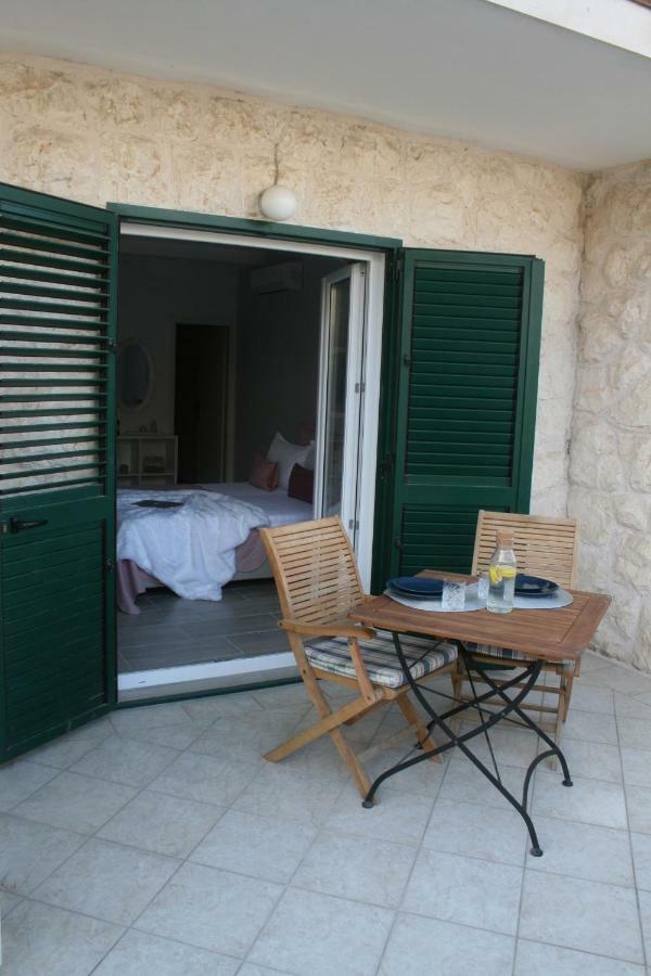 Villa Marinesa Χβαρ Εξωτερικό φωτογραφία